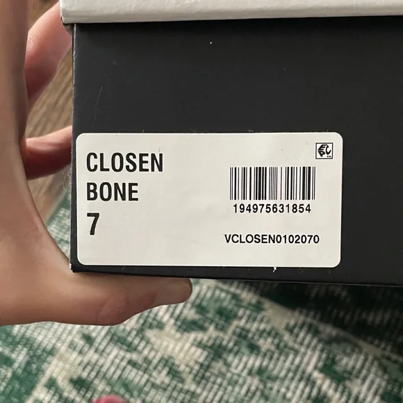 Dolce Vita Cream Slip-On Clogs - Picture 7 of 7